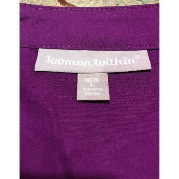 Woman within Button Front - Picture 4 of 7